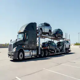 Car transporter carrier in Wichita, Kansas